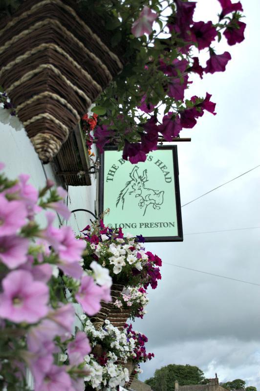 Hotel The Boars Head Long Preston Exterior foto