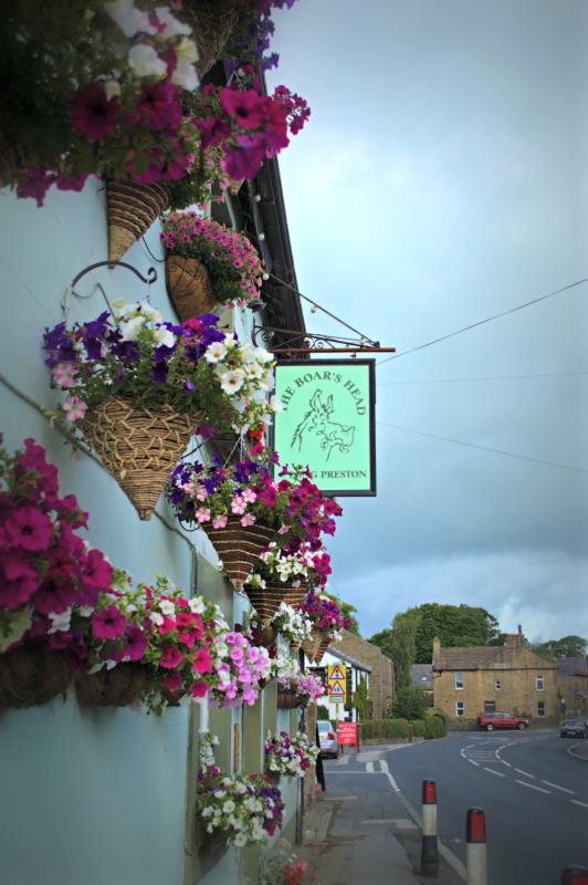 Hotel The Boars Head Long Preston Exterior foto